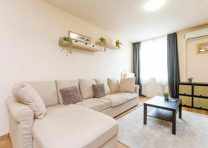 Modern Comfort In Jozsef Street By Nw