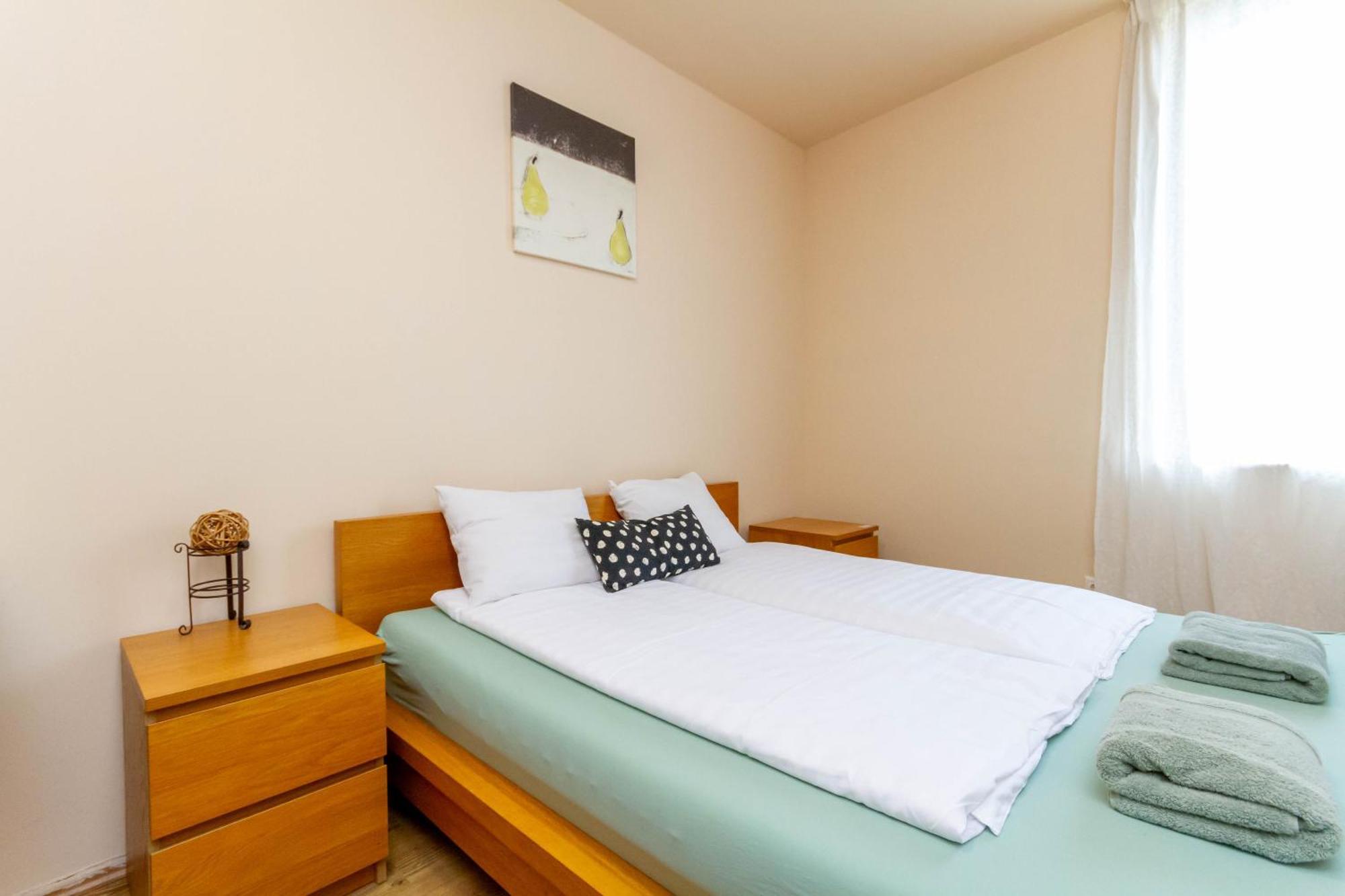 Modern Comfort In Jozsef Street By Nw Apartament *