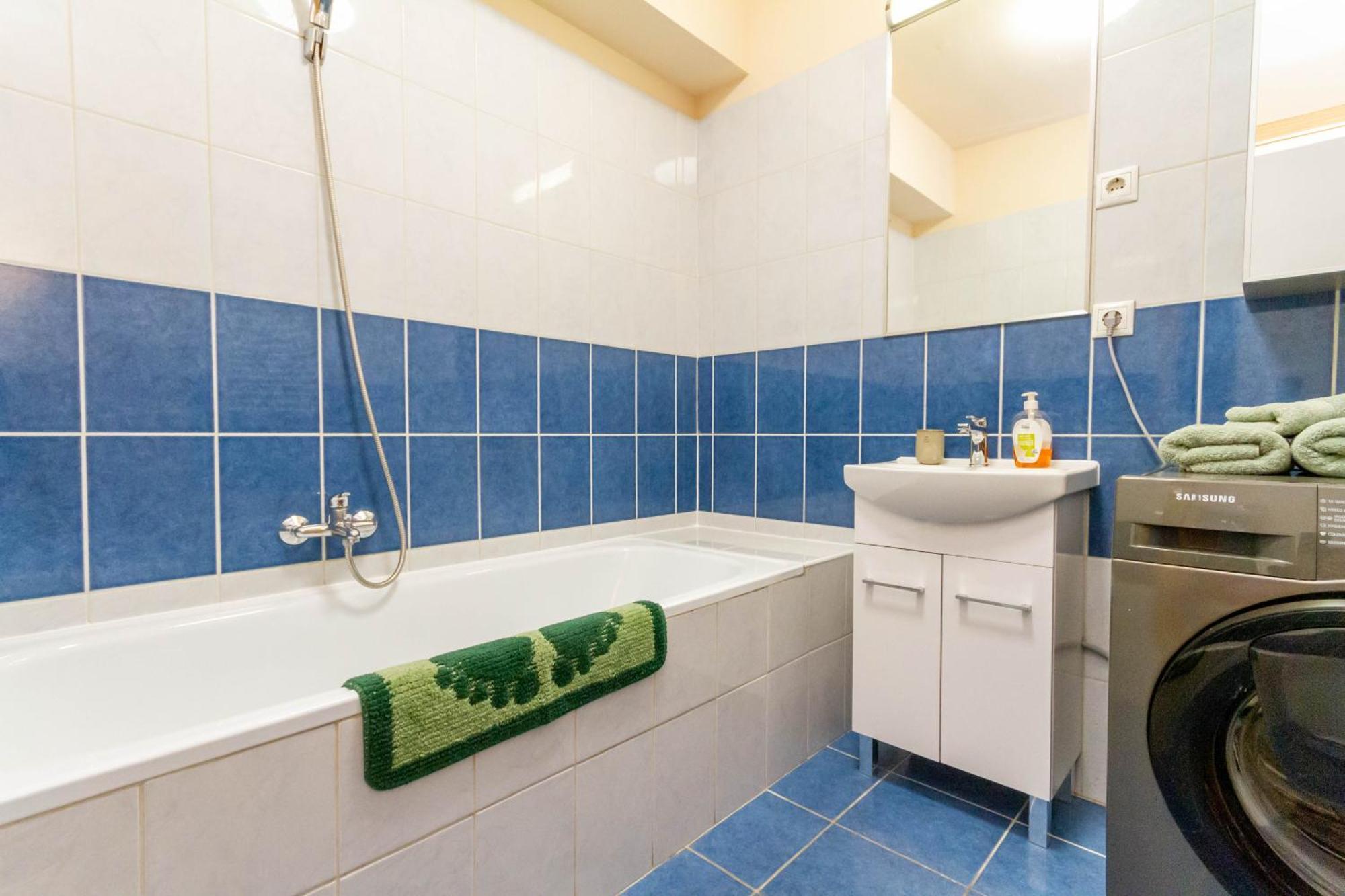 Modern Comfort In Jozsef Street By Nw Apartament