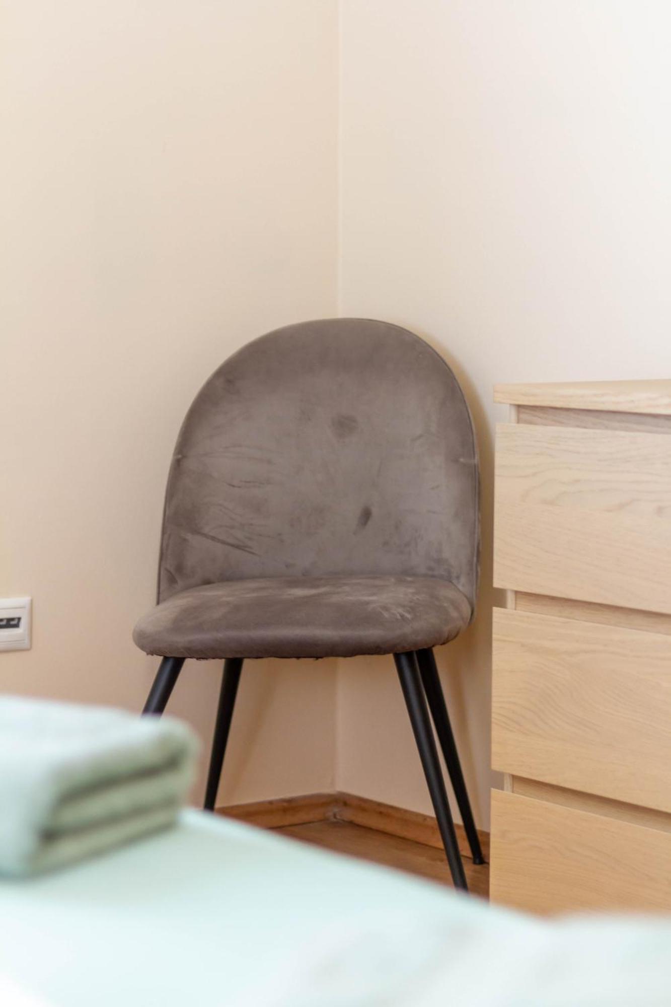 Modern Comfort In Jozsef Street By Nw * Budapesta