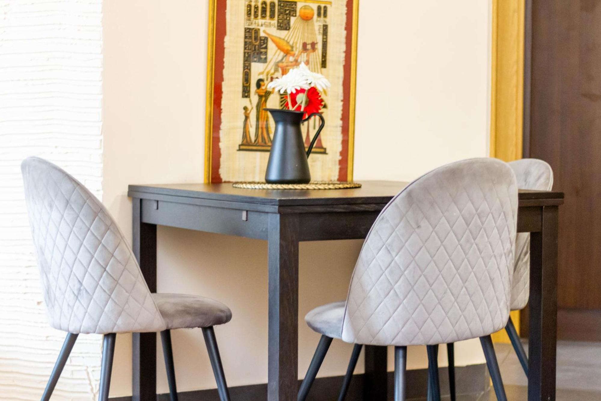 Modern Comfort In Jozsef Street By Nw *