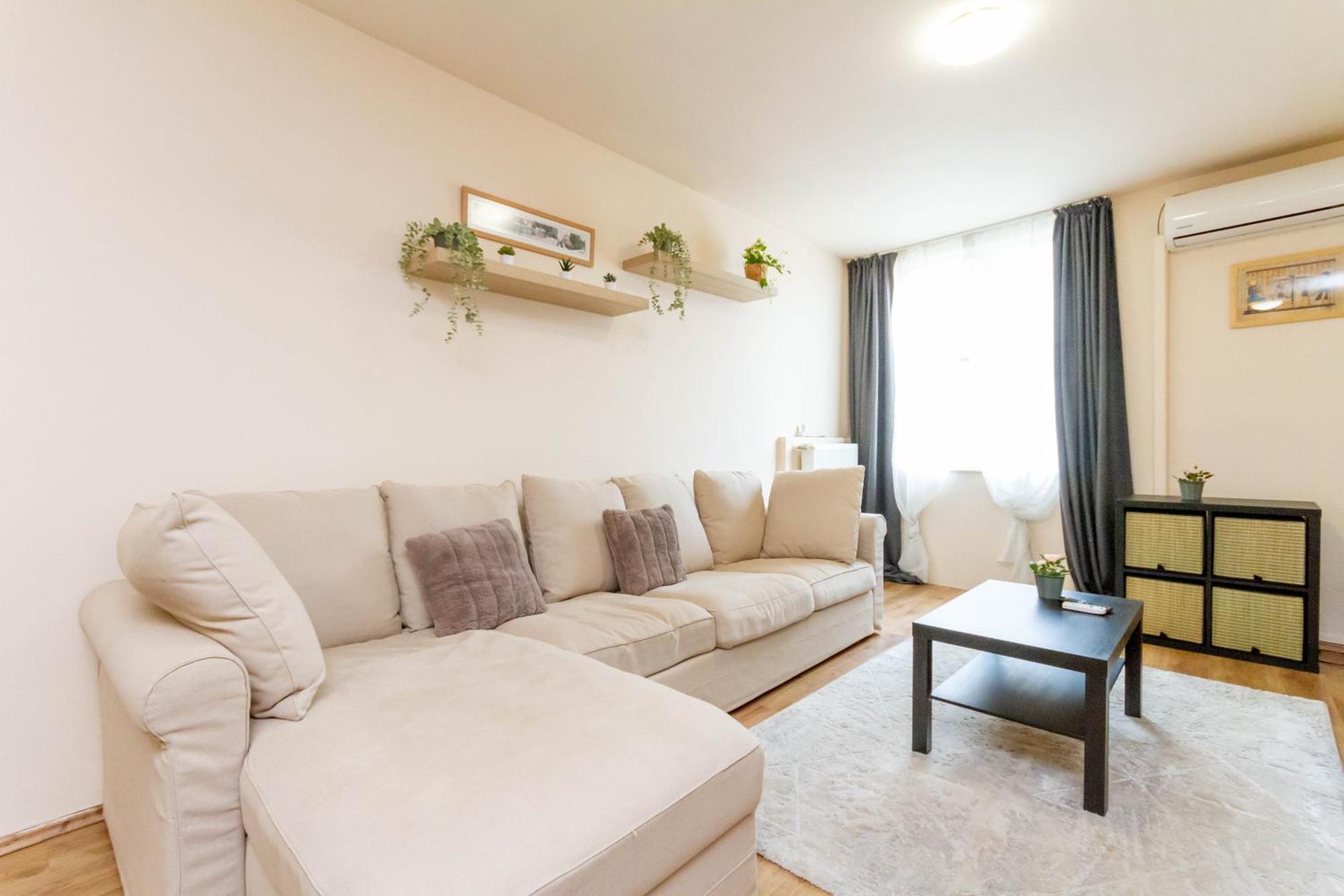 Modern Comfort In Jozsef Street By Nw Apartament
